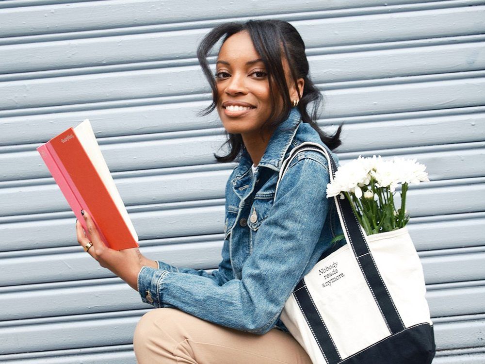 Bookish tote lifestyle